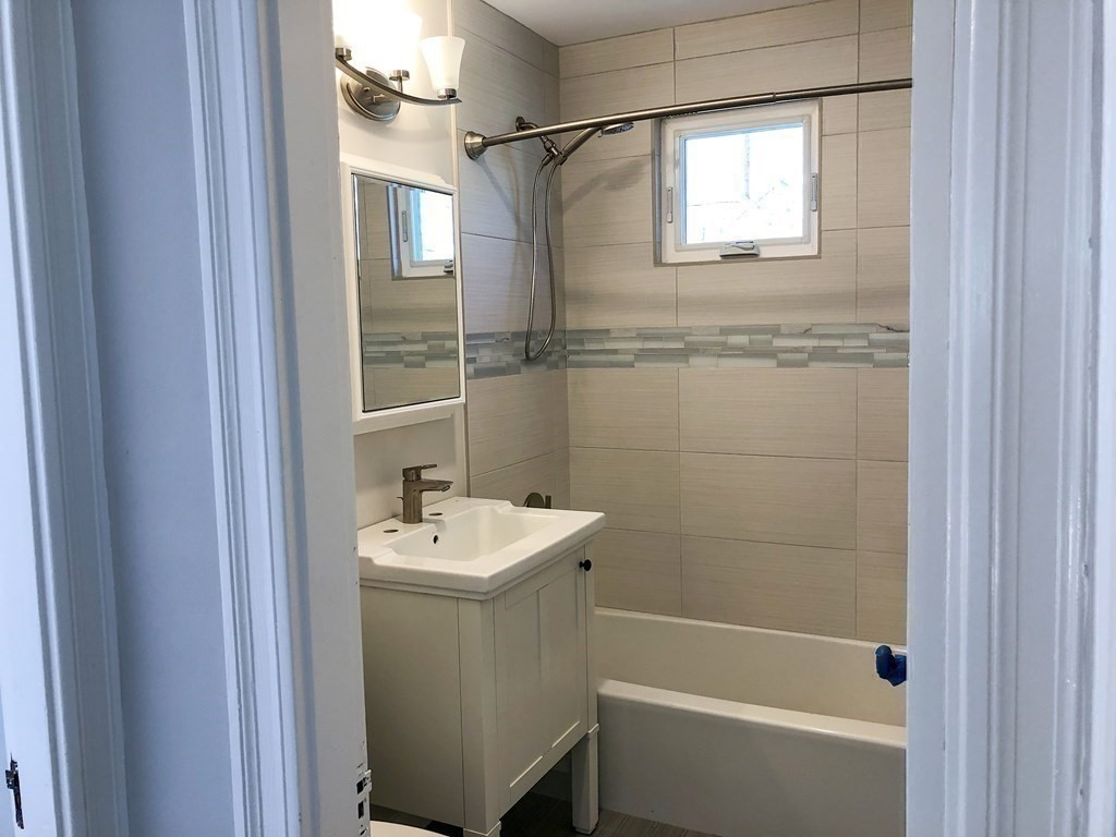 163 Tremont St, Newton Corner