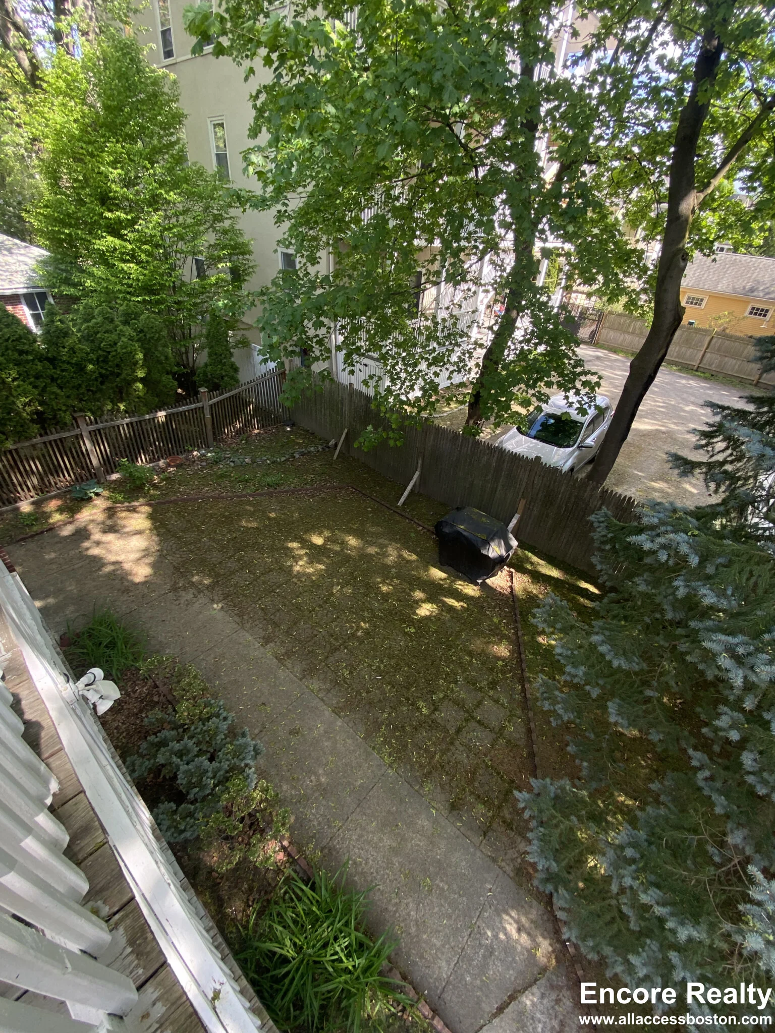 8 Worthington St, West Cambridge