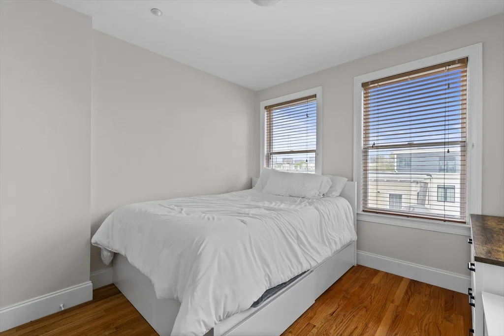 320 W Broadway, South Boston