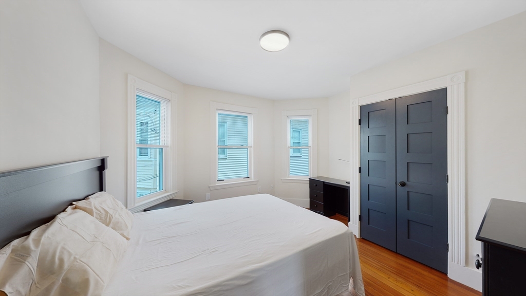 7 Chester Ave, Waltham