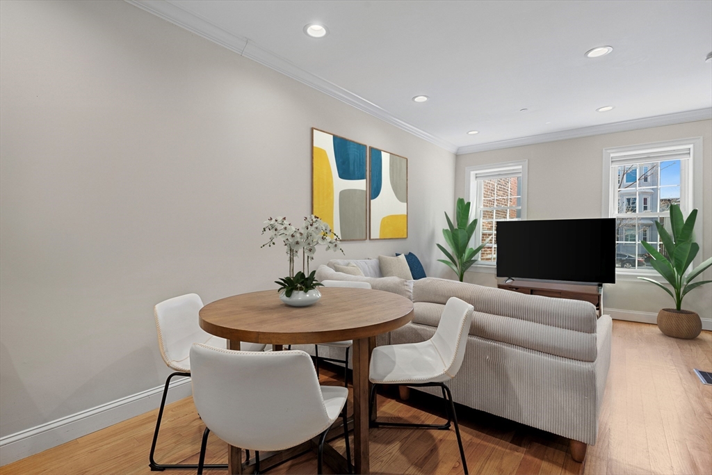 110 Chelsea St, East Boston