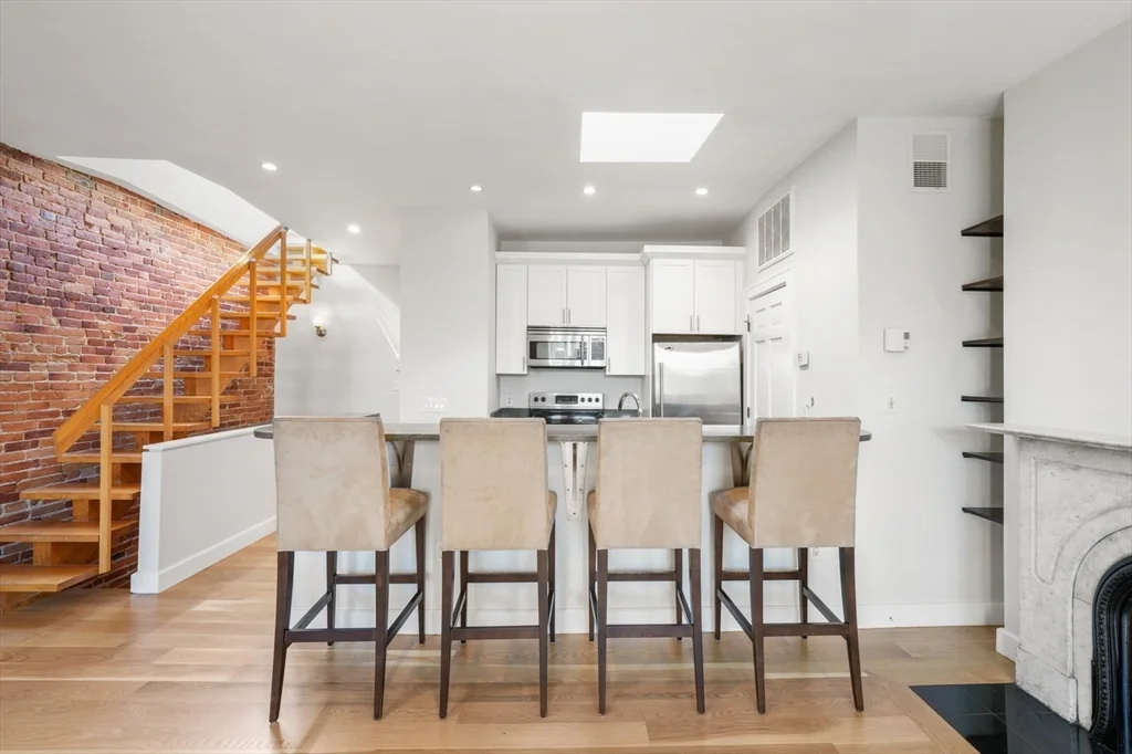 31 Concord Sq, South End