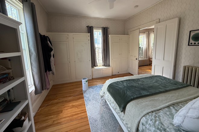 9 Hollis St, Newton Corner