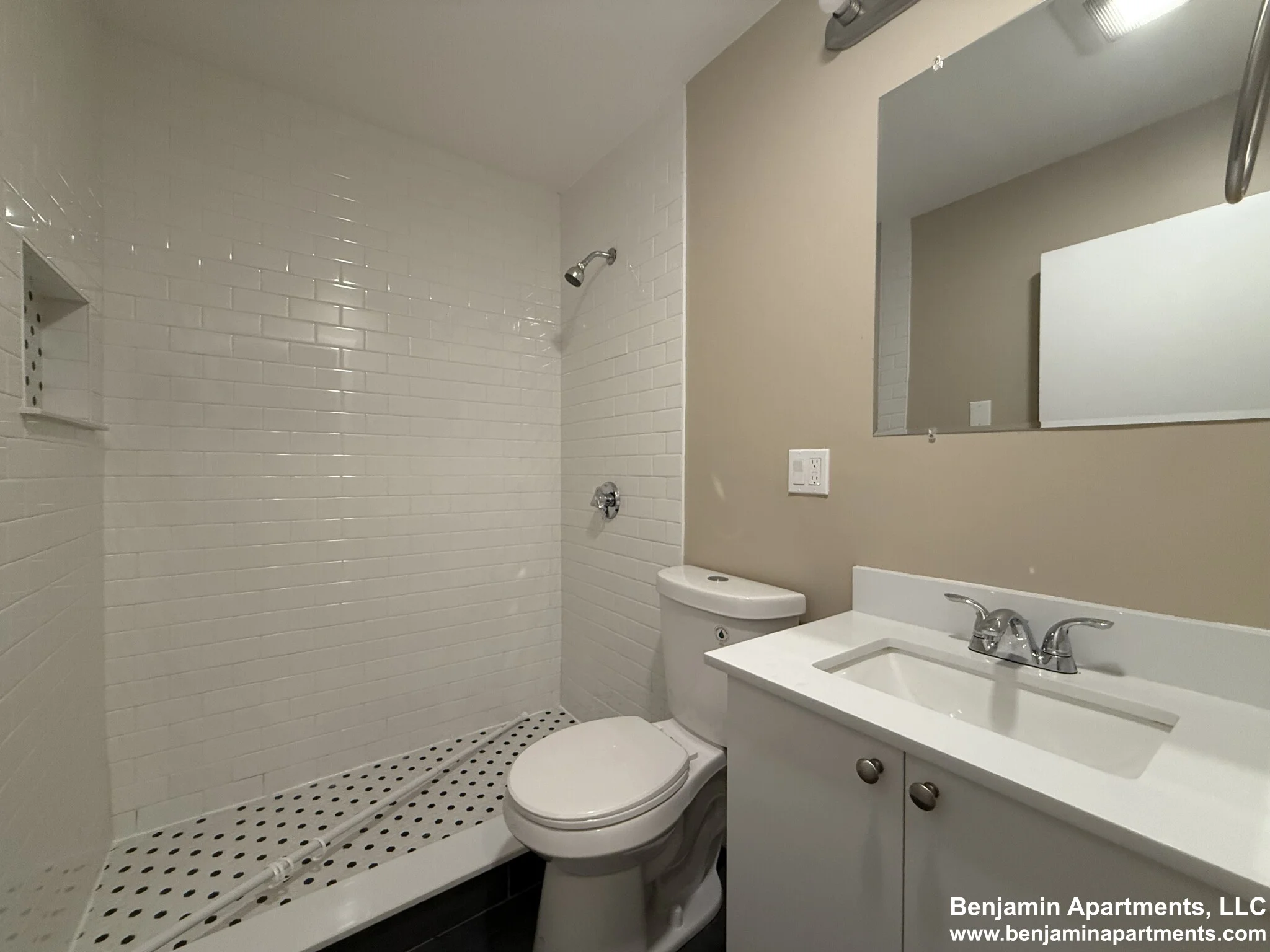 226 Parker Hill Ave, Mission Hill