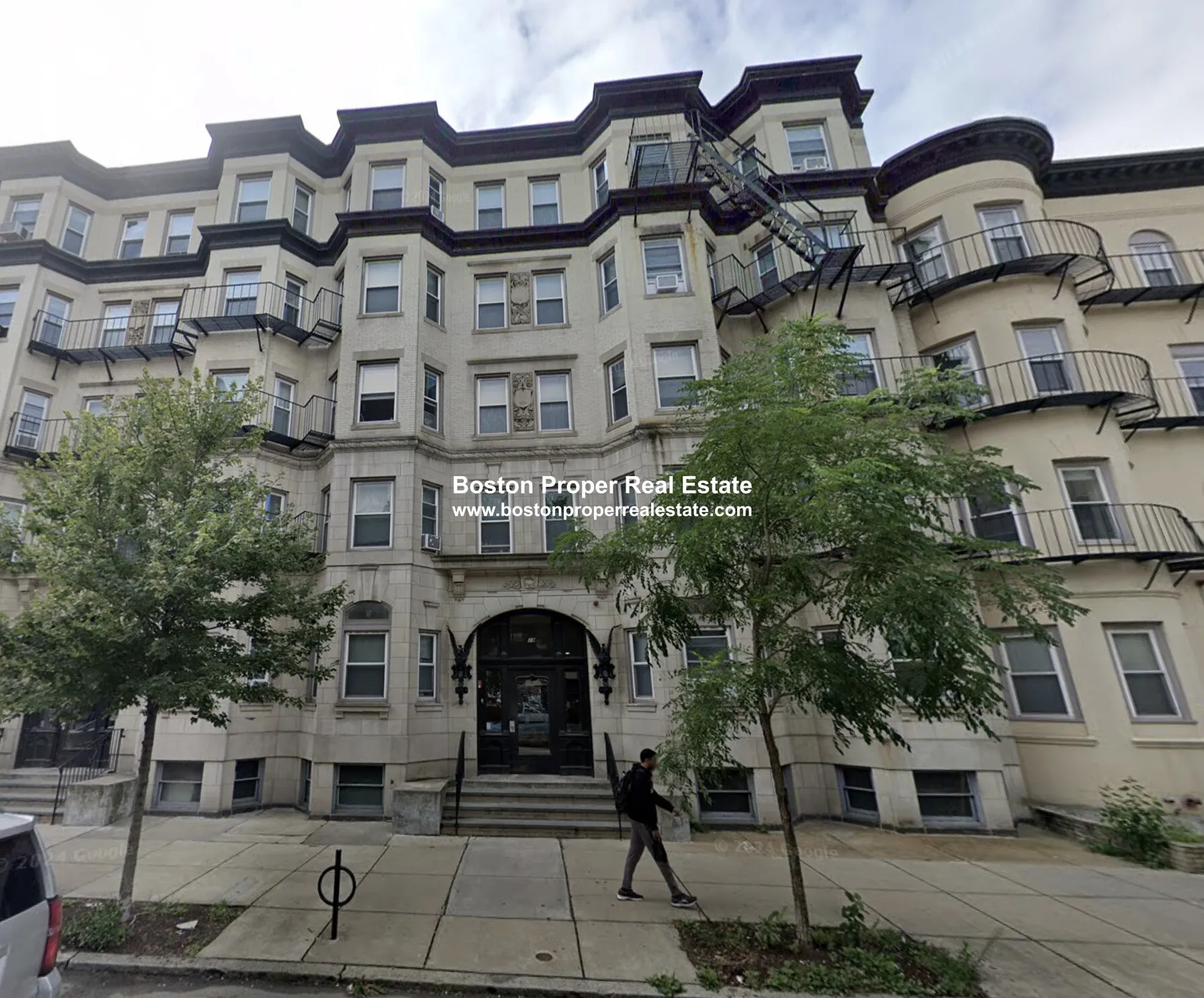 28 Westland Ave, Fenway