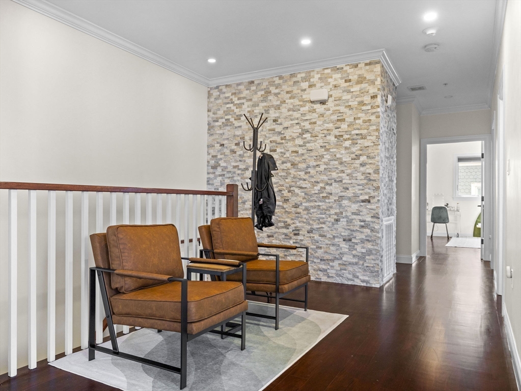 753 E Broadway, South Boston