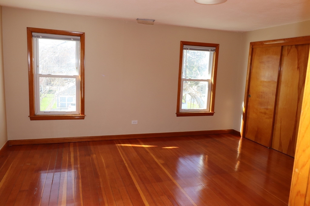 20 Summer St, Hudson