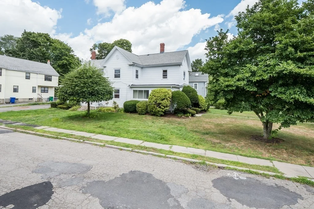92 Clinton Pl, Newton