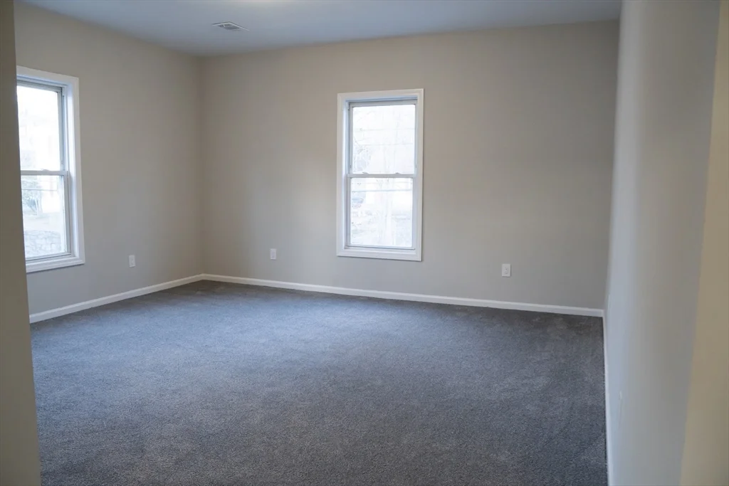 57 Cottage St, Athol