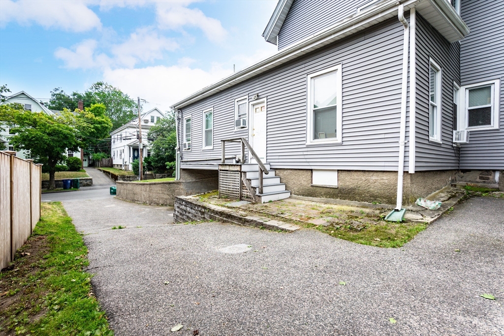 101 Central Ave, Newtonville