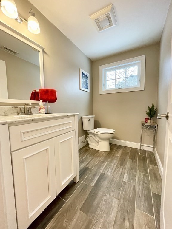 148 Pearl Ave, Revere