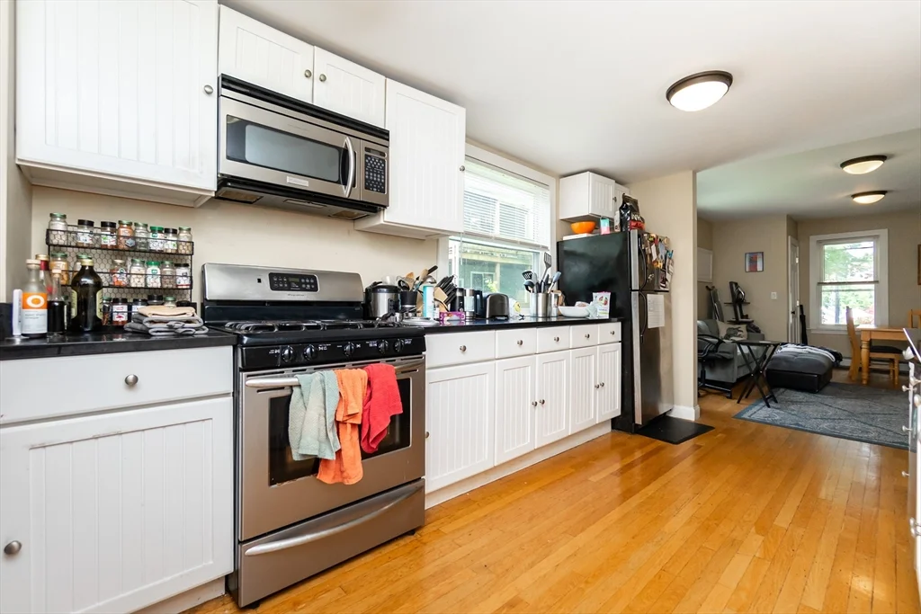 214R Harvard St, Central Square