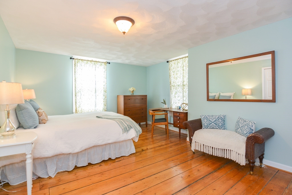 3 Abbot Ct, Marblehead