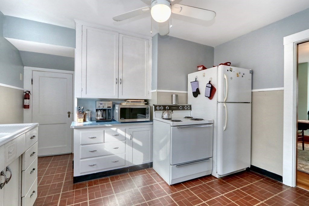 31 Milton Rd, Quincy