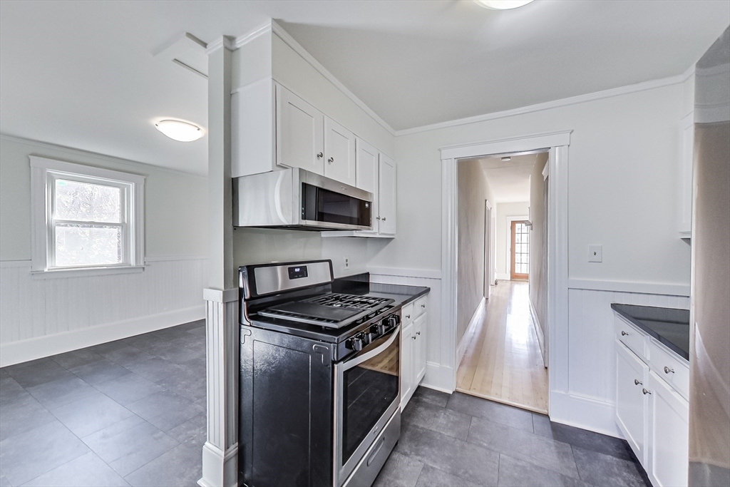 183 Powder House Blvd, West Somerville