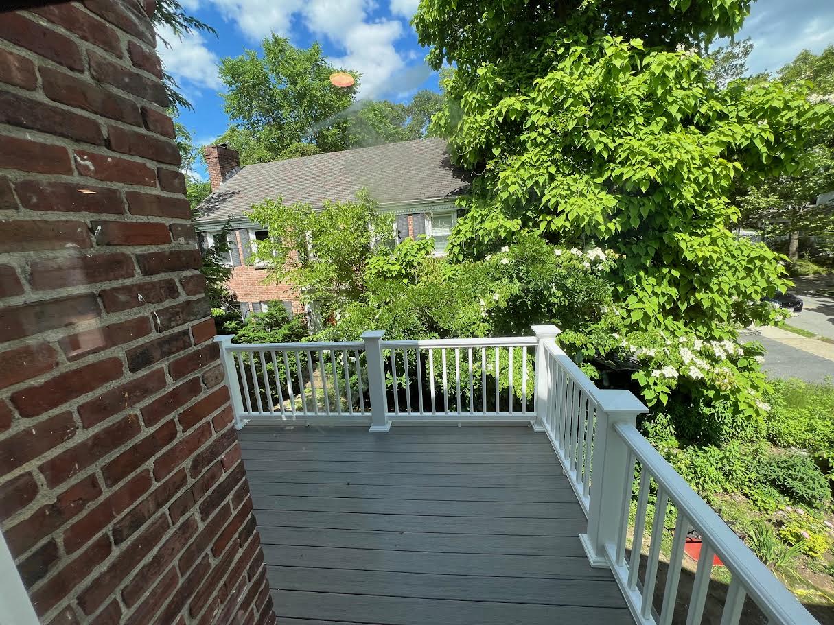 1136 Walnut St, Newton Highlands