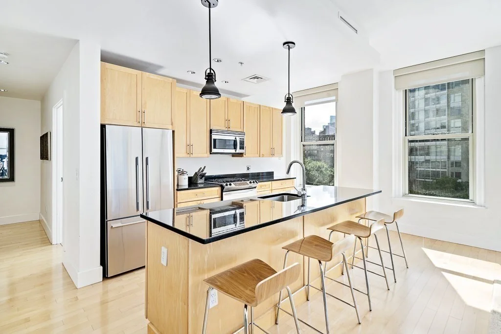 70 Lincoln St, Leather District