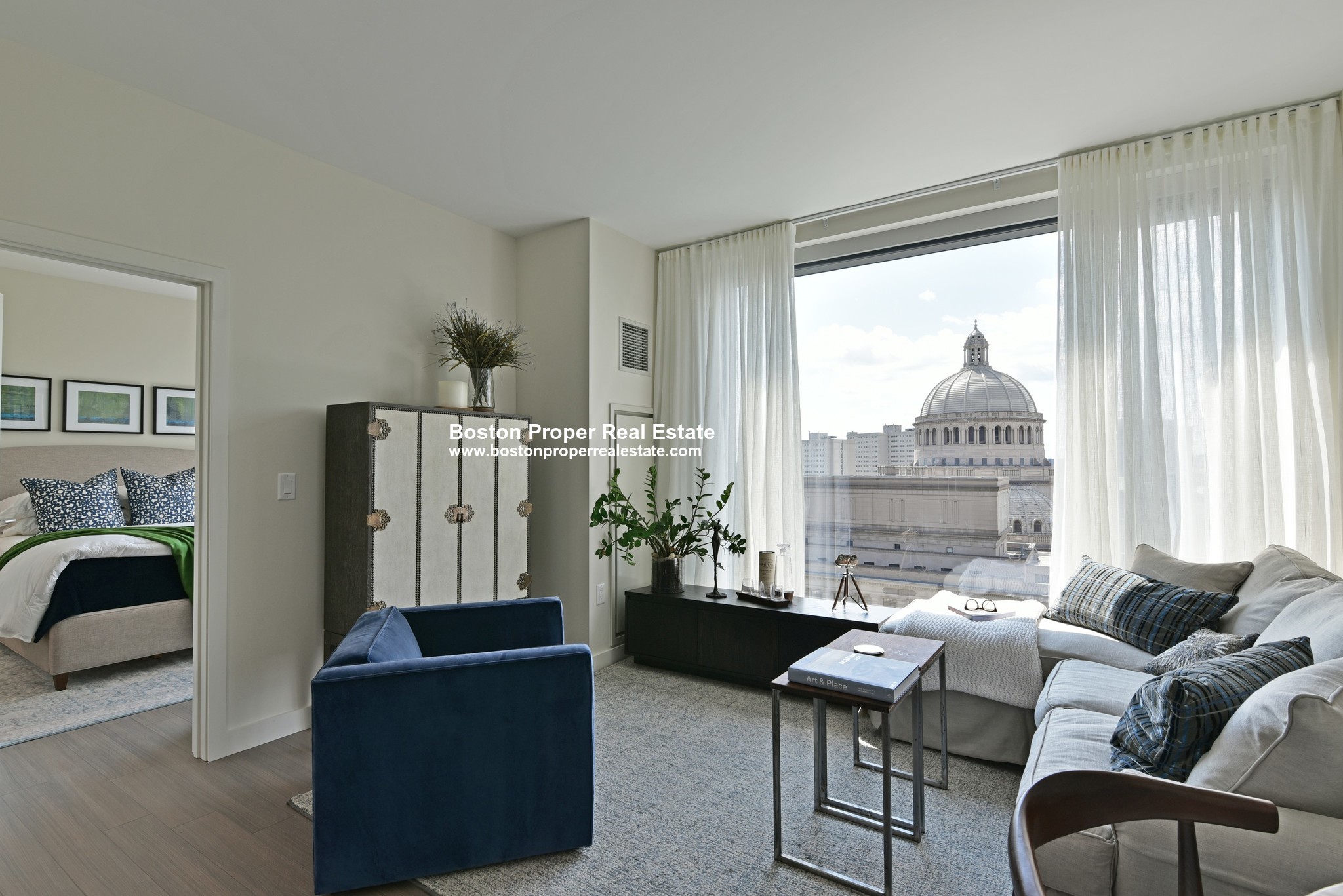 30 Dalton St, Back Bay