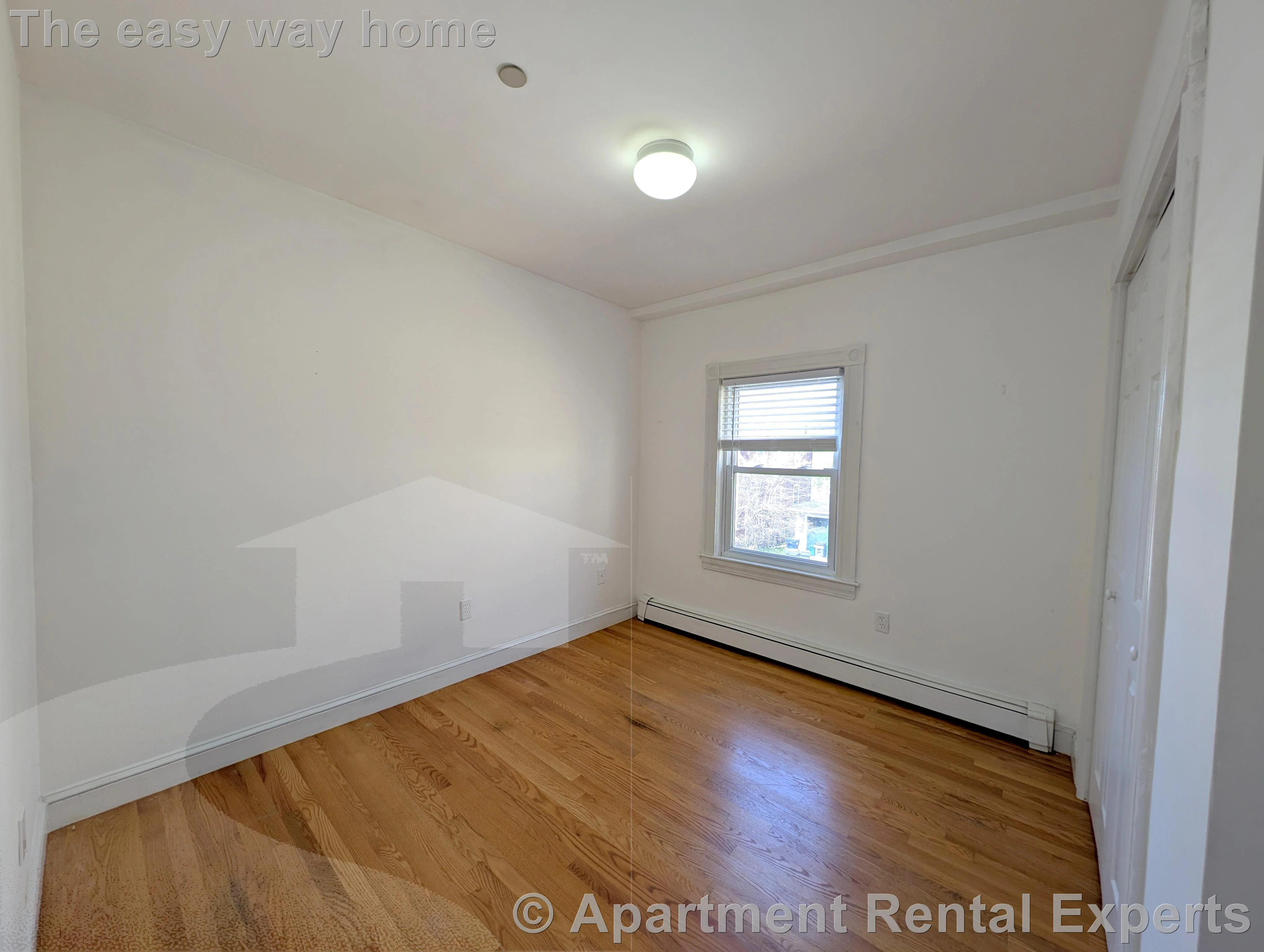 33 Roberts Rd, Harvard Square