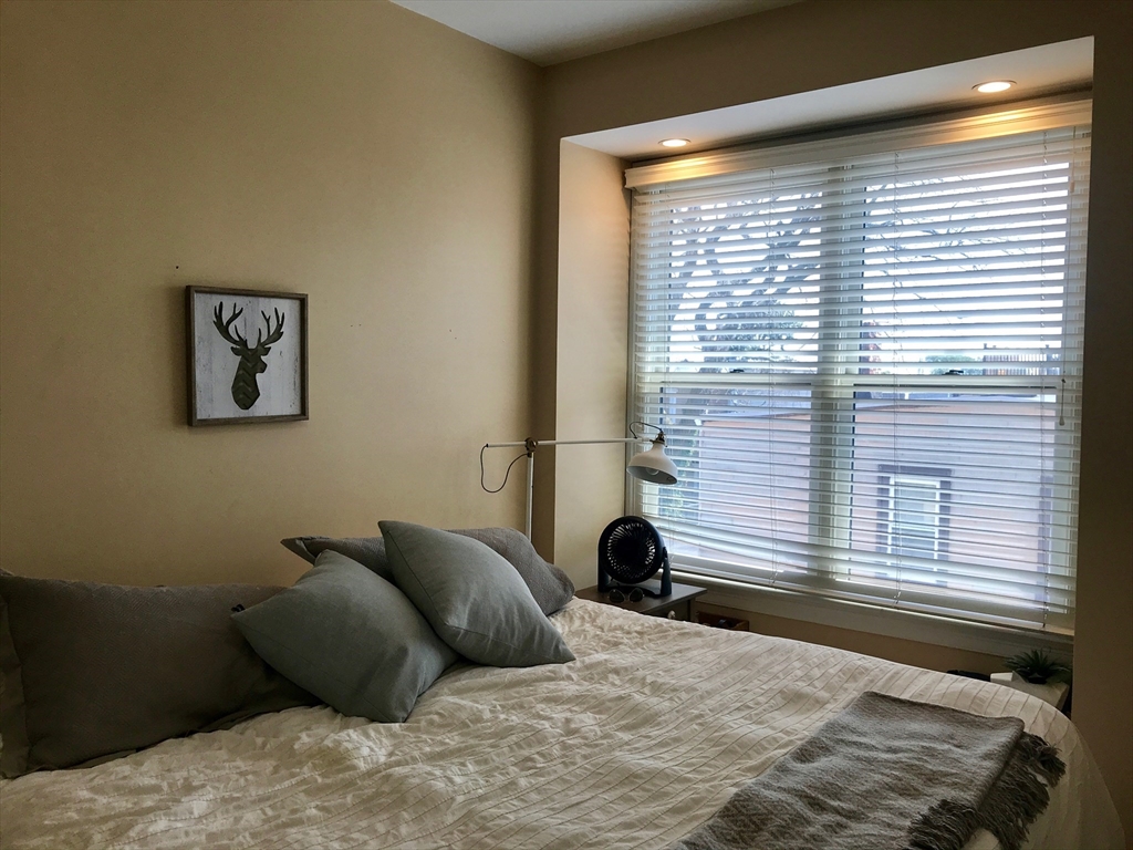 360-362 Dorchester St, South Boston