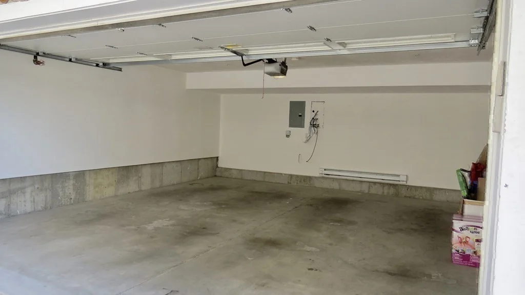 75 Brackett St, Quincy