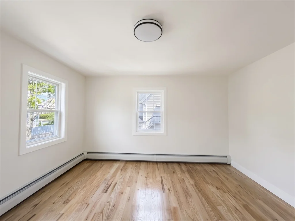 10 Pearl, West Everett