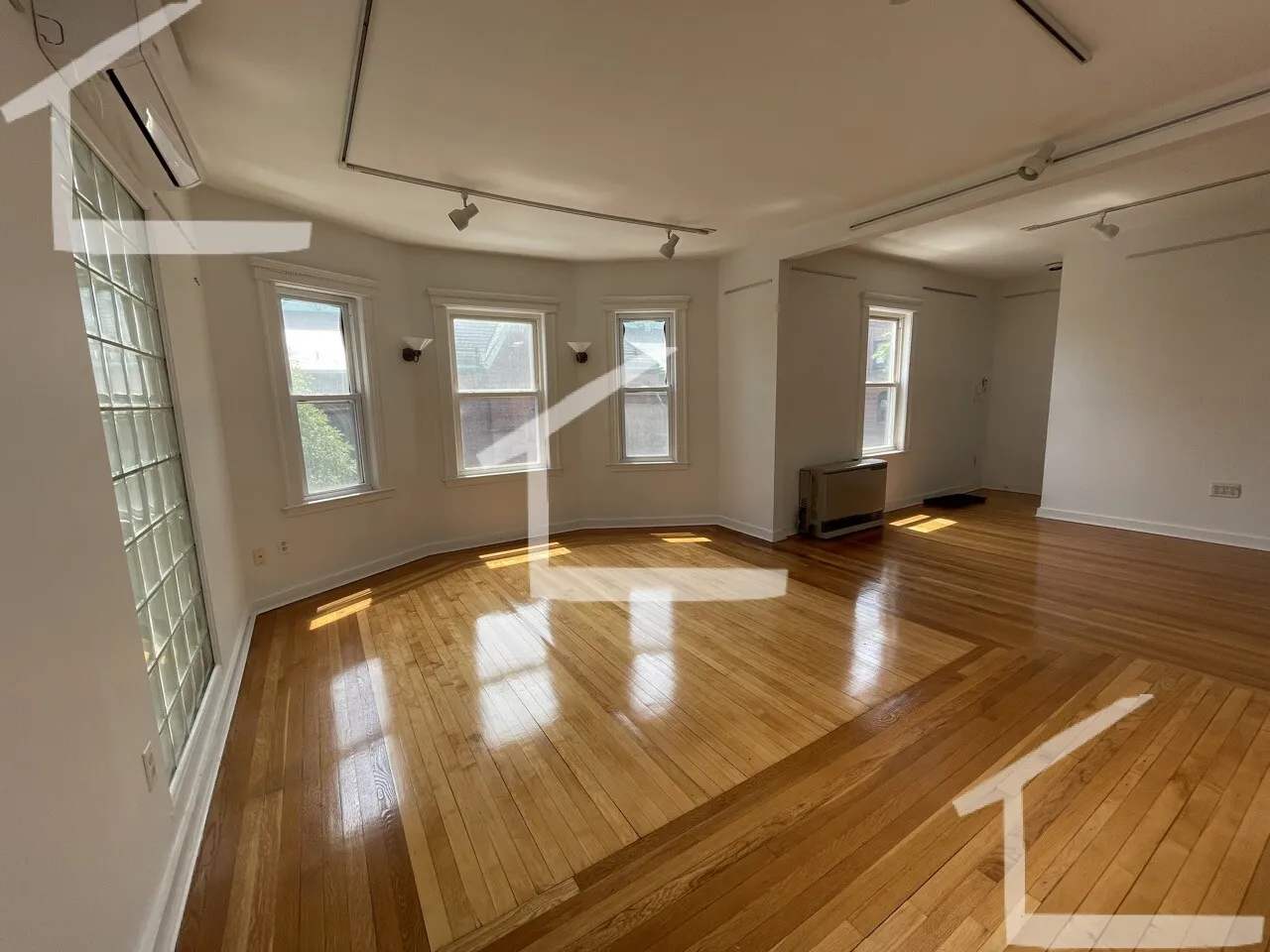 229 Harvard St, The Port