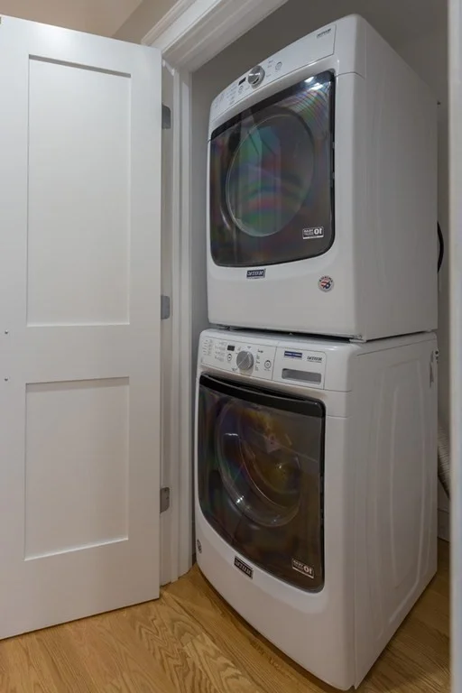 293 Broadway, The Port