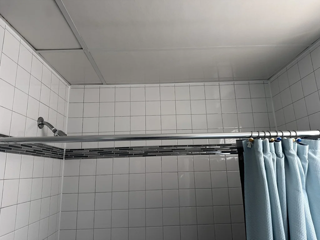 10 Choate, Fall River