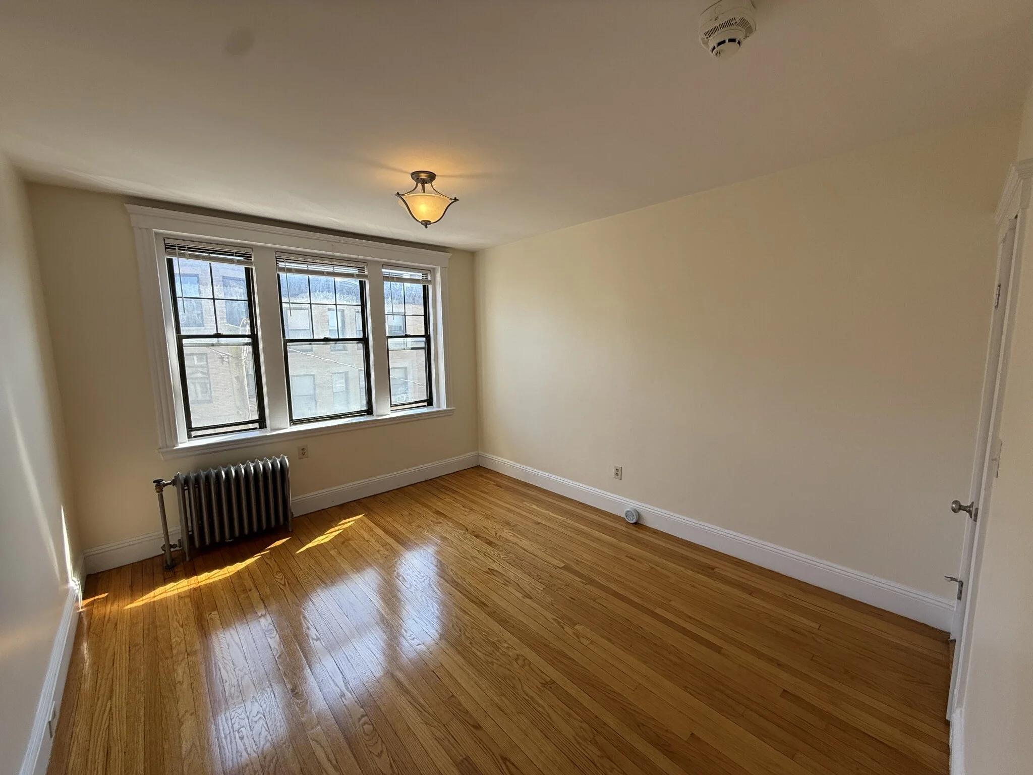 6 Sutherland Rd, Brighton