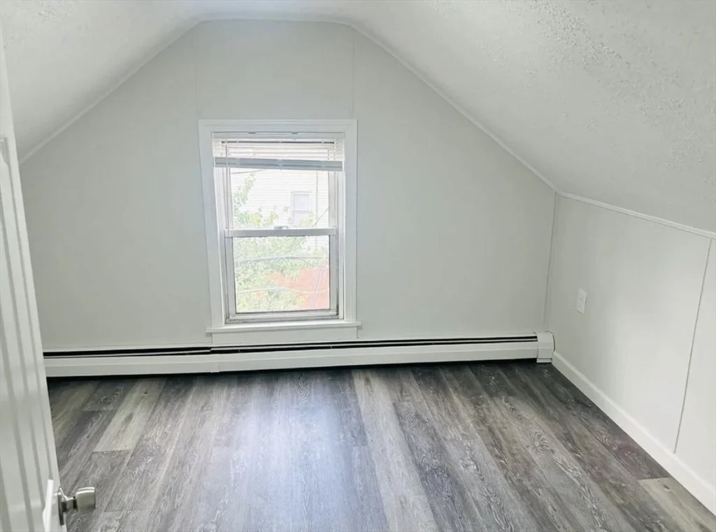 15 Ellsworth St, East Somerville