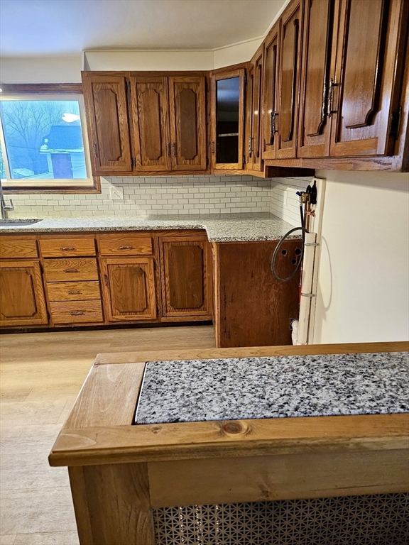 21 Langlois Ave, Southbridge