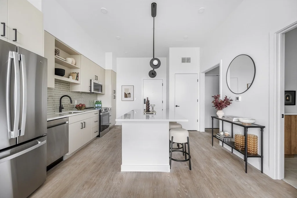 93 Bennington St, Revere