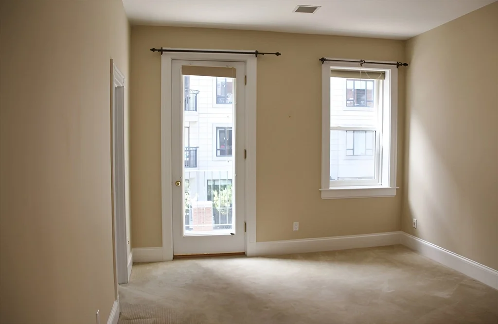 63 Saint Botolph St, Back Bay