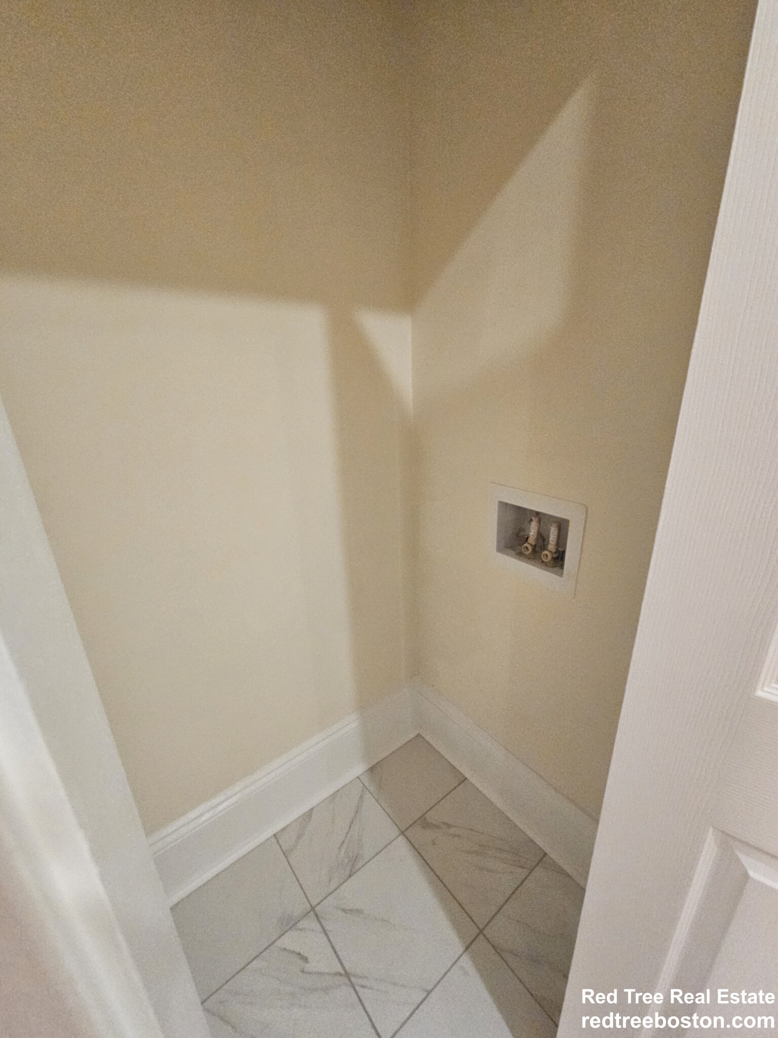 93 Marion St, Coolidge Corner