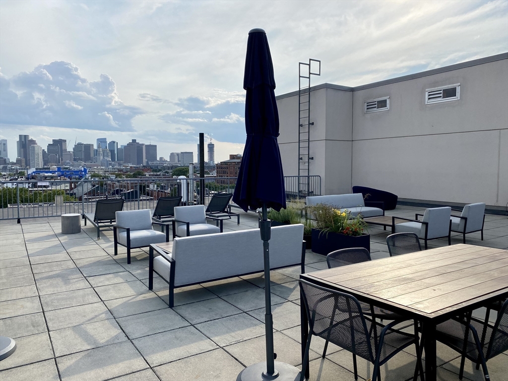 156 Porter St, East Boston