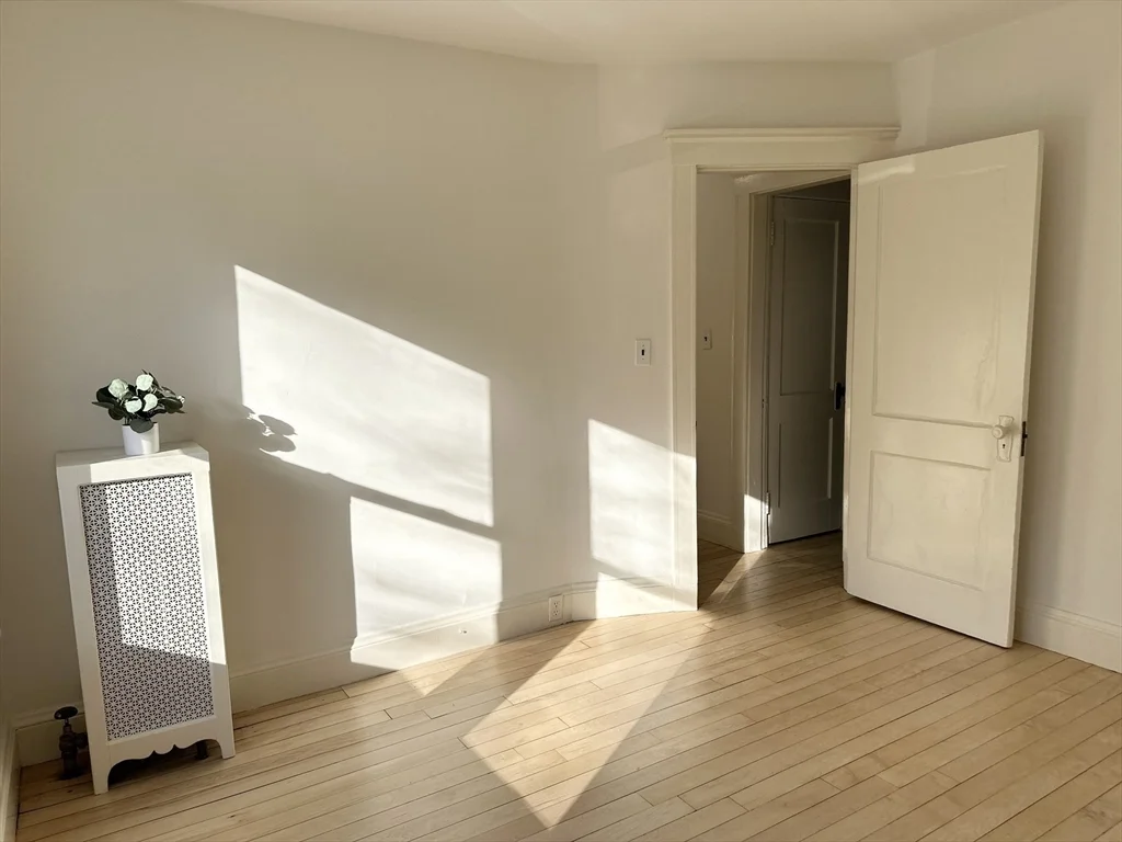 86 Fairmont St, East Arlington