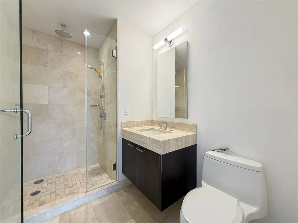 1 Franklin St, Midtown