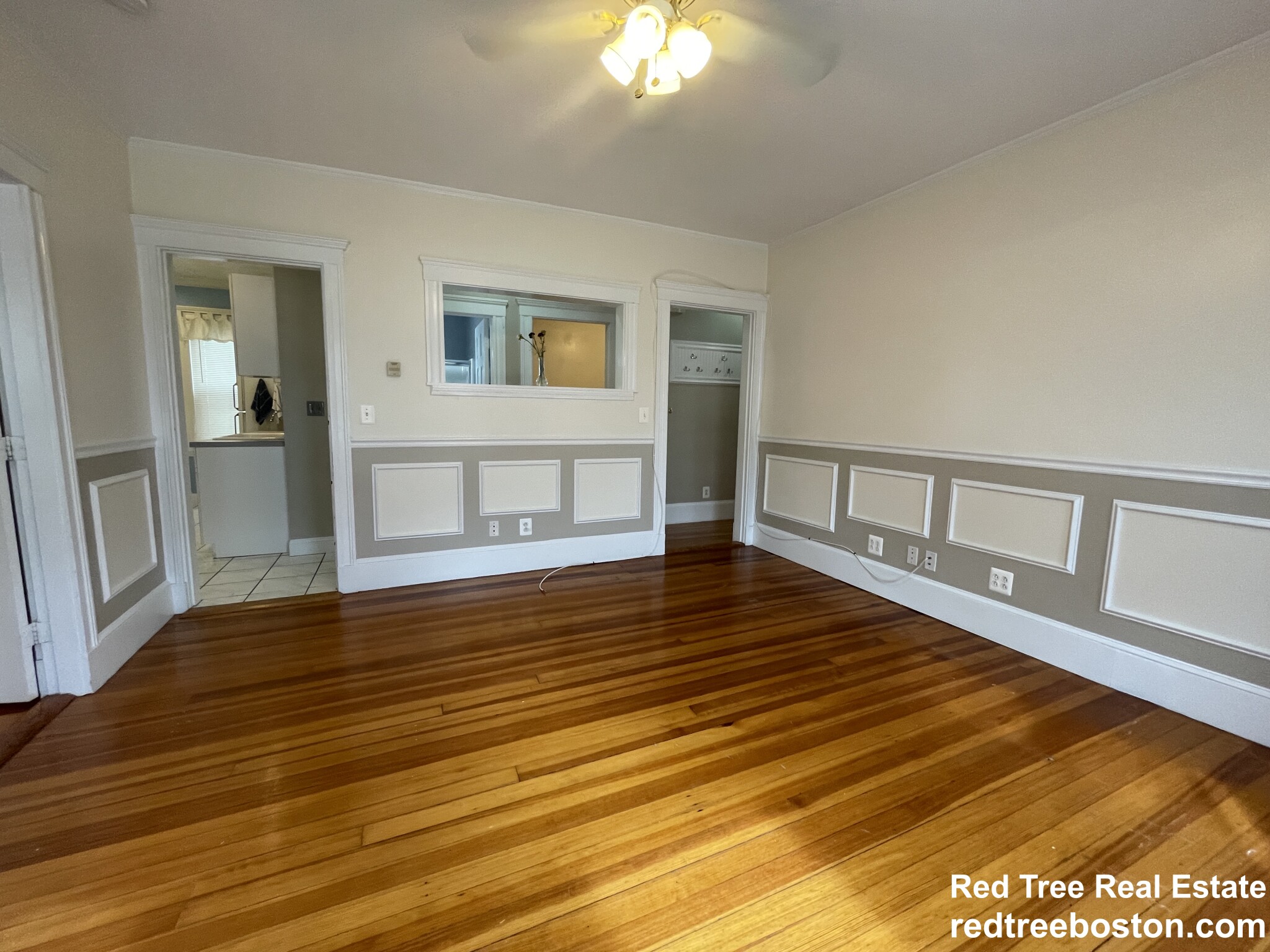 18 Bigelow St, Oak Square