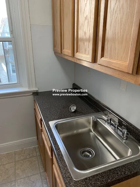 1191 Boylston St, Fenway