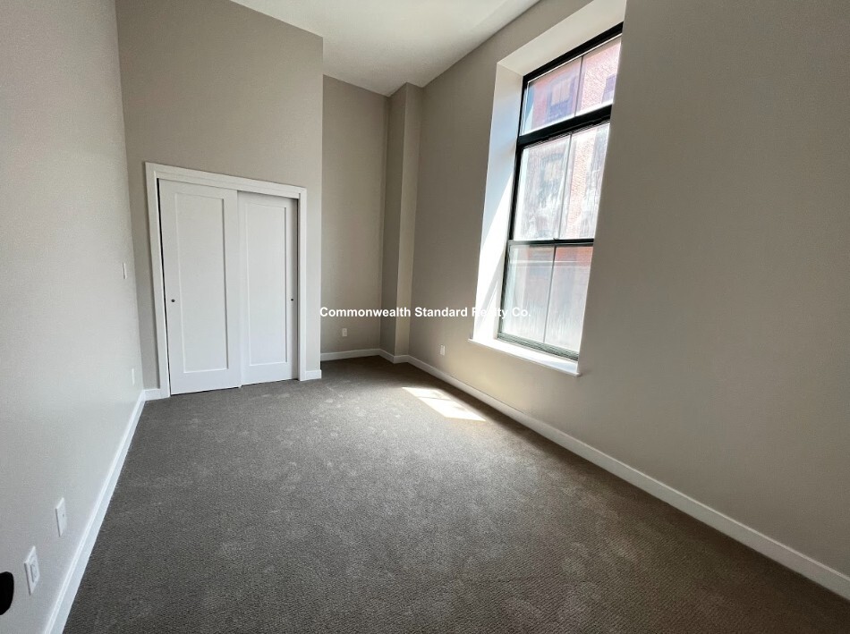 1661 Washington St, South End