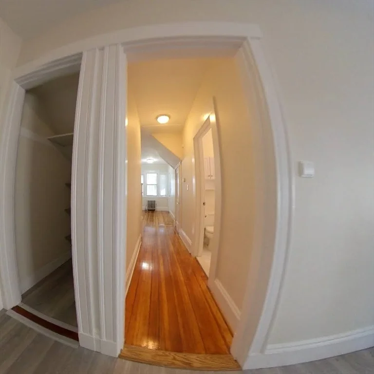 11 Banks St, Waltham