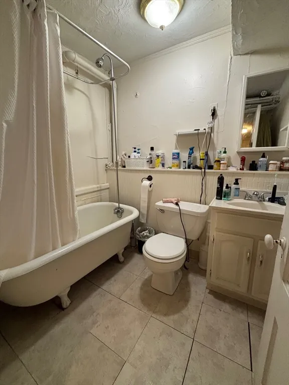 56 River St, Beacon Hill