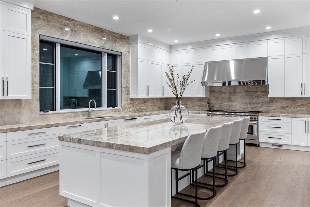 138 Woodland Rd, Brookline