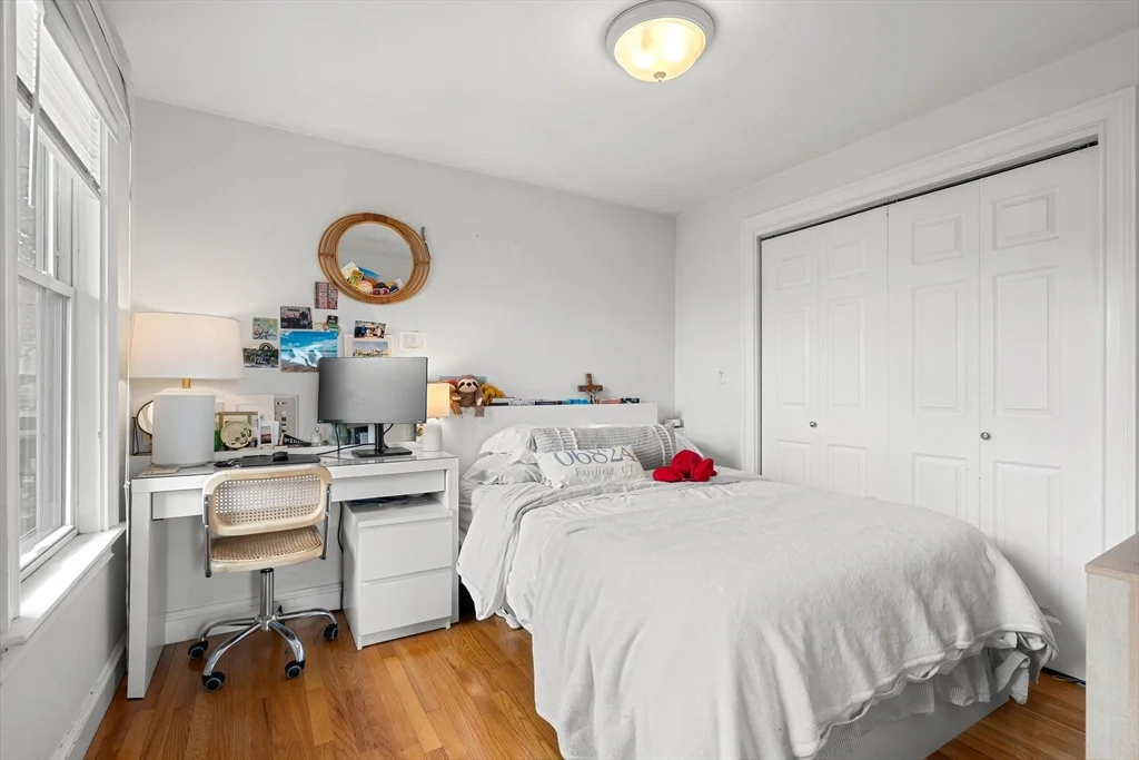 87 M St, South Boston