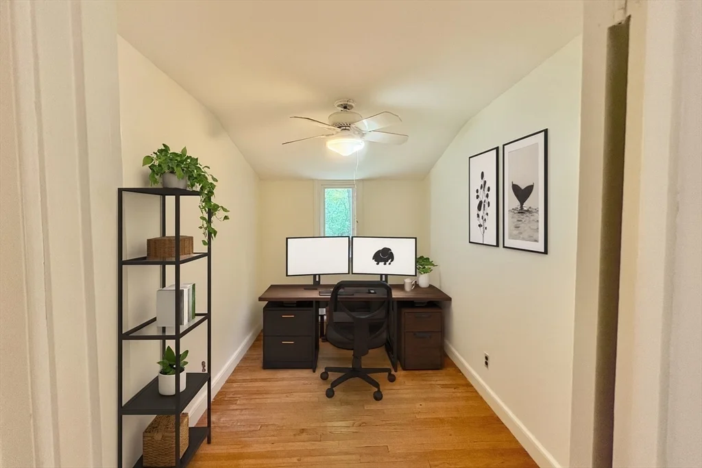 379 Newton St, Chestnut Hill