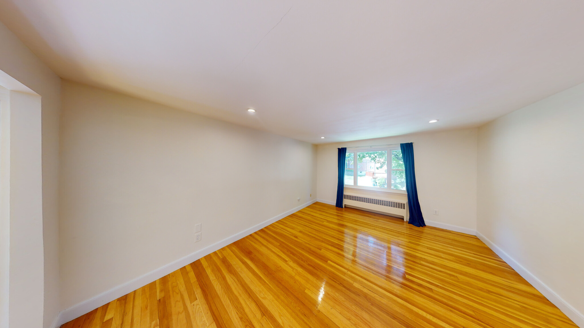 14 Louise Rd, Chestnut Hill