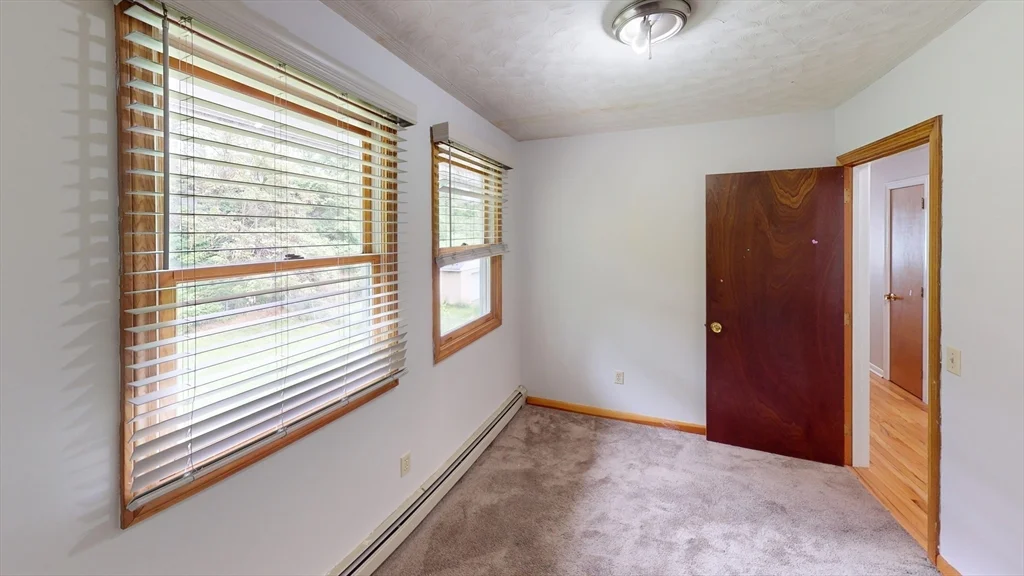 9 Brookdale, Worcester