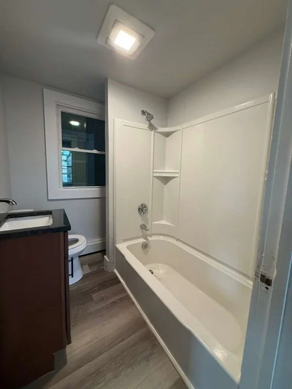 9 Granville St, Zip 01832