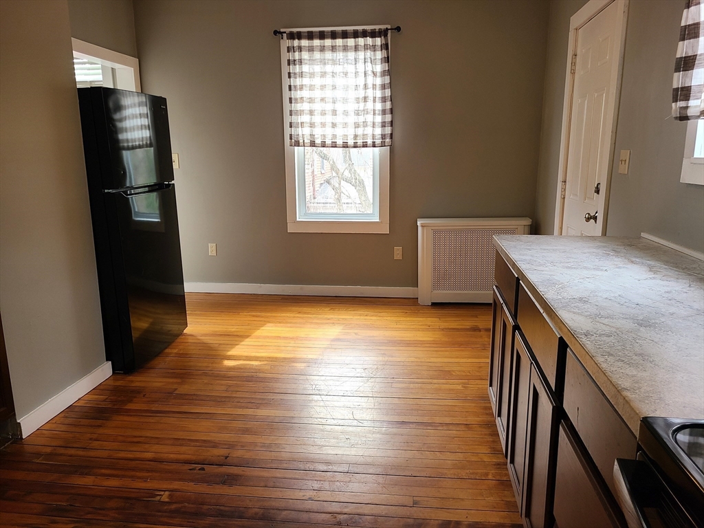 29 Franklin St, Whitman